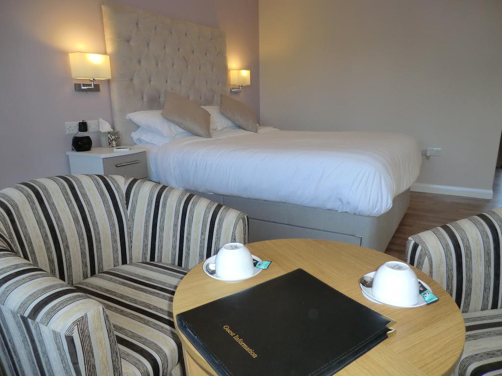 Coombe Dale Accommodation Lulsgate Bottom Oda fotoğraf